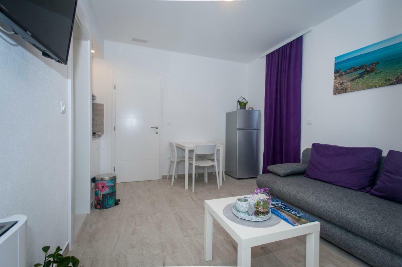 Apartmani Spiline - Mia Baška Voda エクステリア 写真